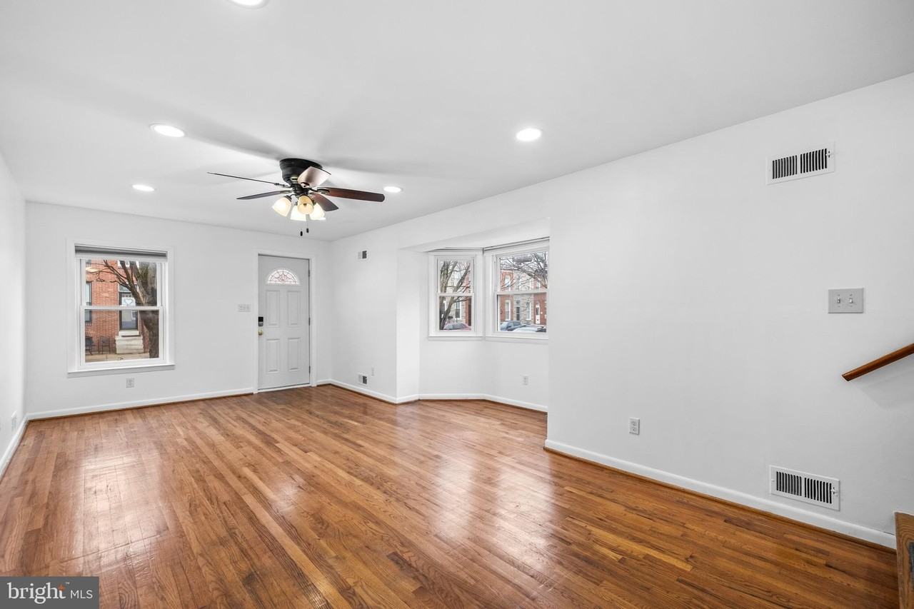 1437 Towson St - Photo 5 of 25