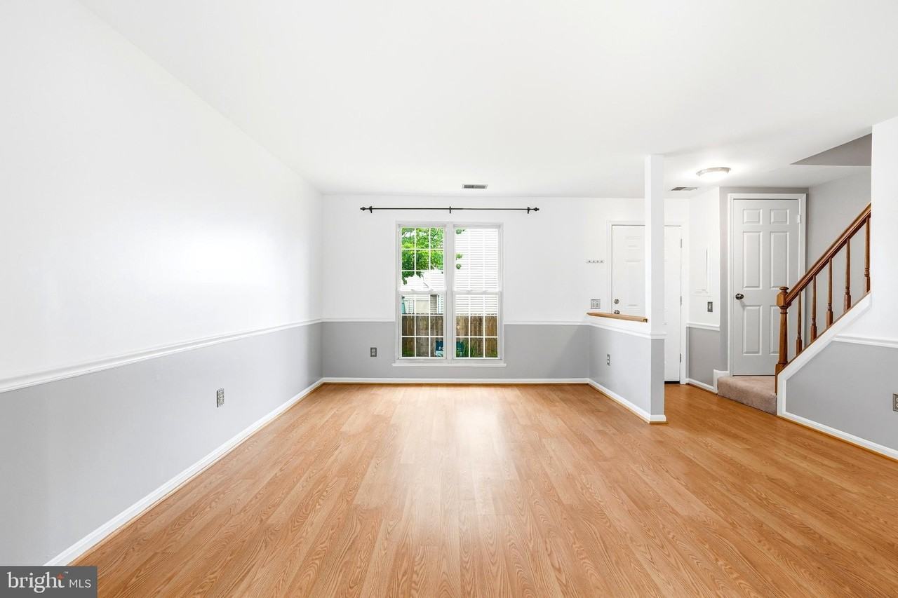 5735 Sunset View Ln - Photo 5 of 6