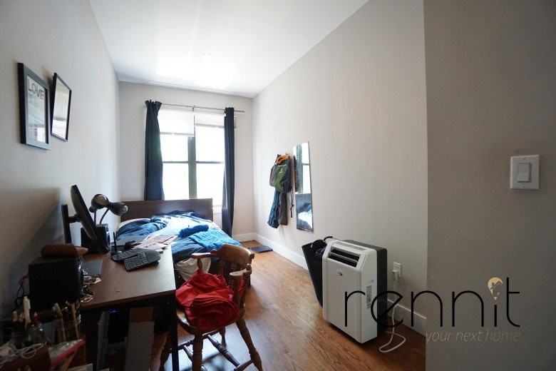 914 Hart St #1R - Photo 4 of 8