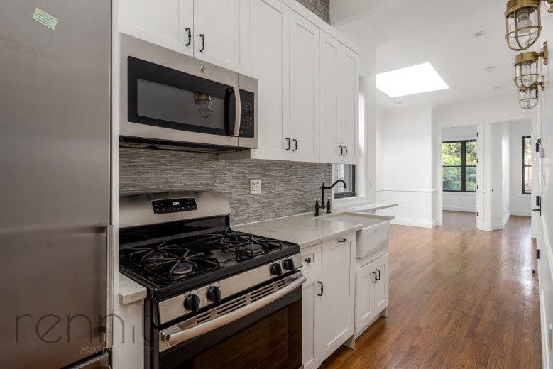 Summerfield St #2B - Photo 2 of 8