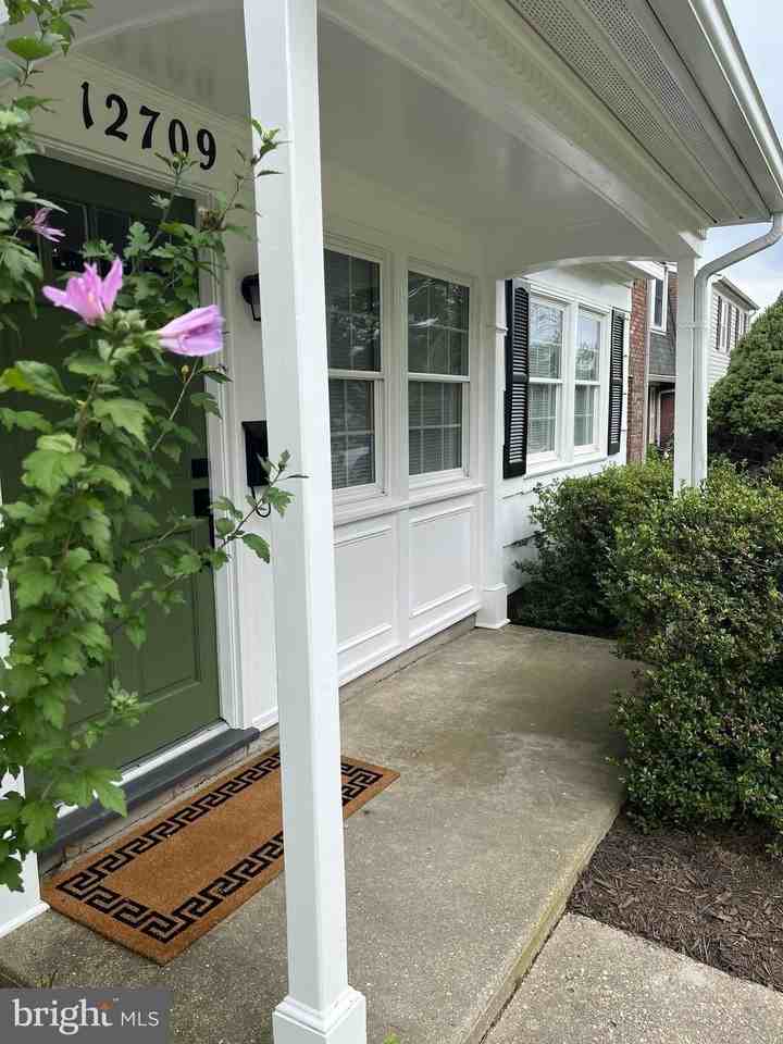 12709 Marquette Ln - Photo 5 of 41