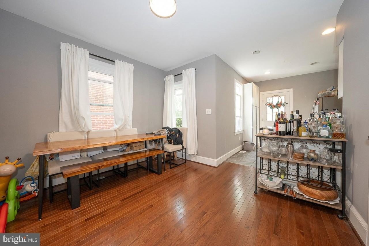 431 W Baltimore Ave - Photo 6 of 41