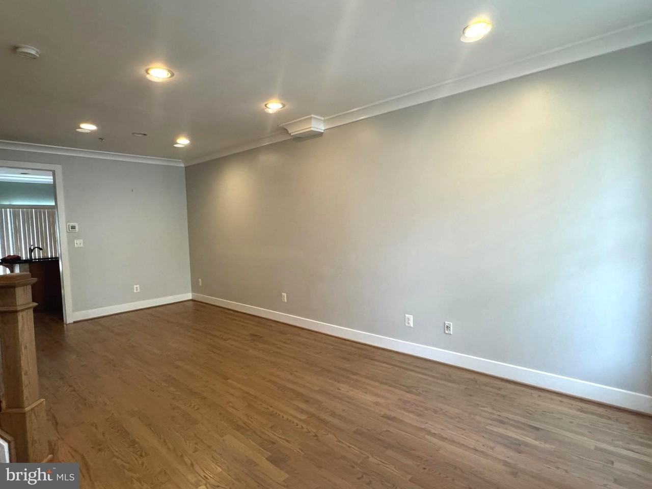 1322 N Danville St - Photo 2 of 26