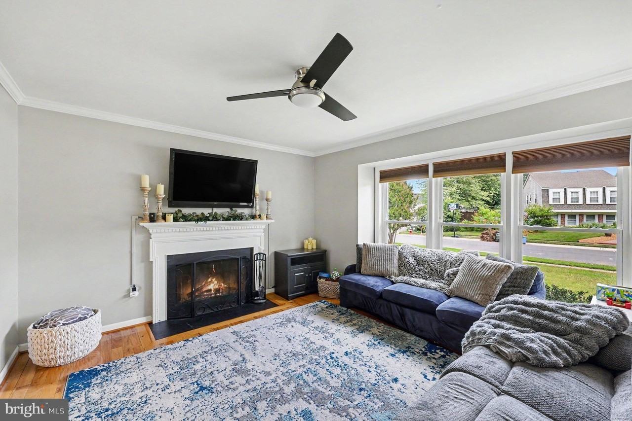 4316 Silas Hutchinson Dr - Photo 4 of 25