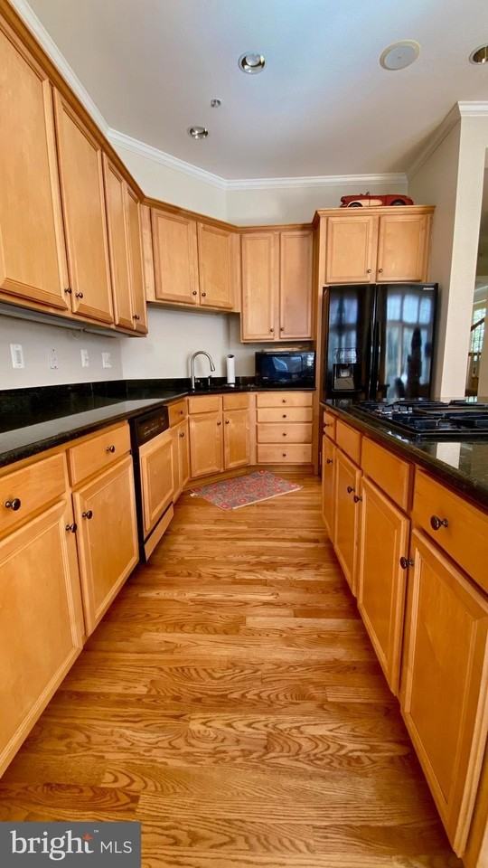 7449 Carriage Hills Dr - Photo 6 of 24