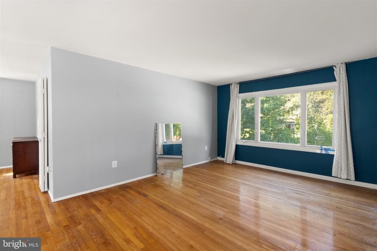 14815 Empire St - Photo 5 of 28