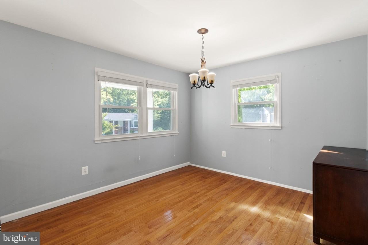 14815 Empire St - Photo 7 of 28