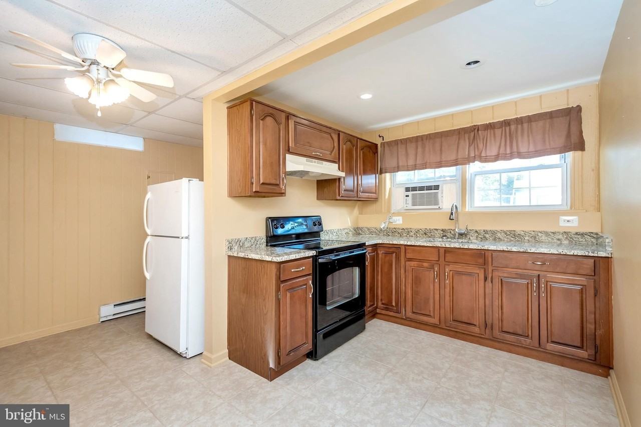150 Deacon Rd #D - Photo 3 of 16