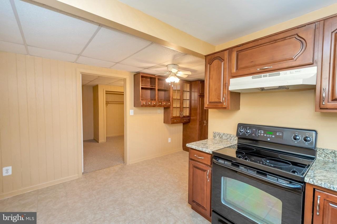 150 Deacon Rd #D - Photo 5 of 16