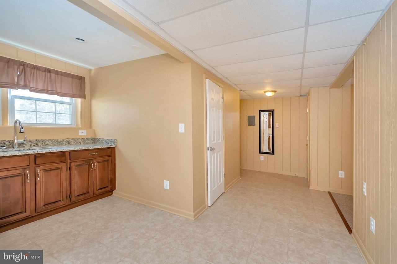 150 Deacon Rd #D - Photo 7 of 16