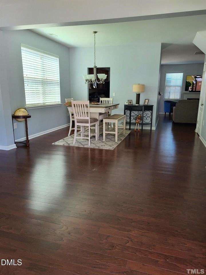 614 Rose Laurel Ct - Photo 4 of 19
