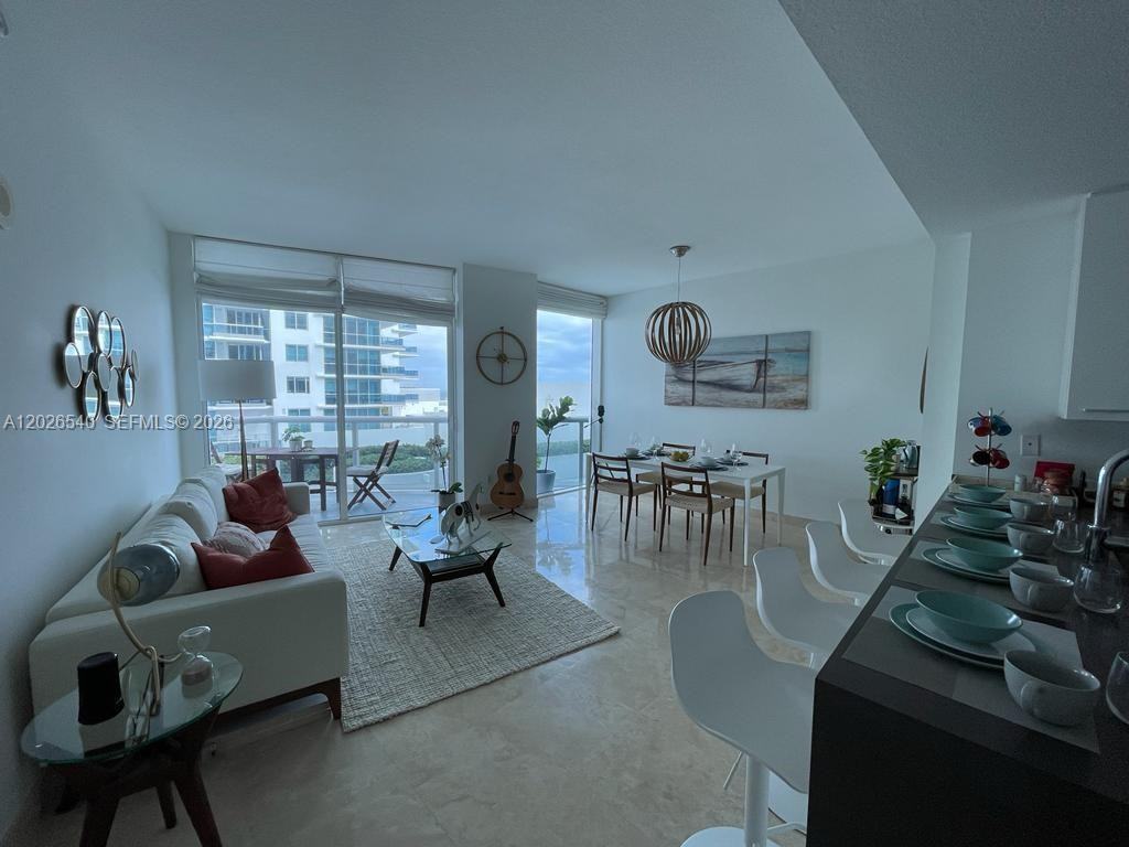 6515 Collins Ave #710 - Photo 5 of 8