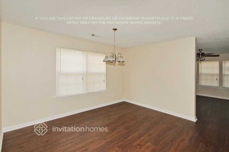 540 Sable View Ln - Photo 3 of 13