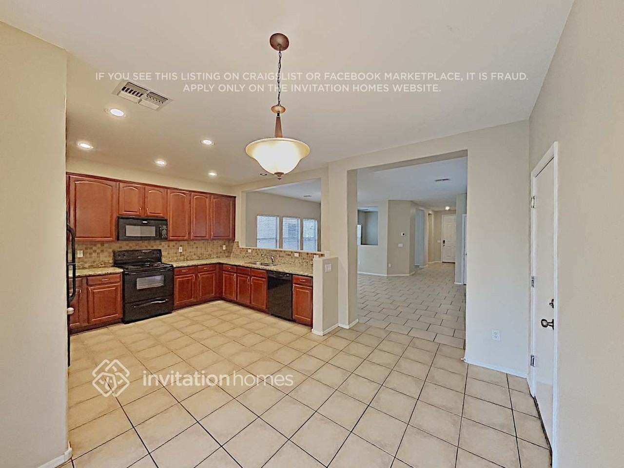 22194 S 211th St - Photo 5 of 16
