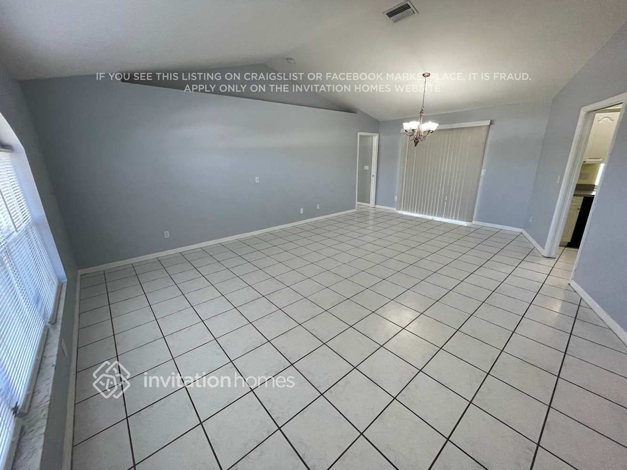 4228 Sw 15th Pl - Photo 3 of 16