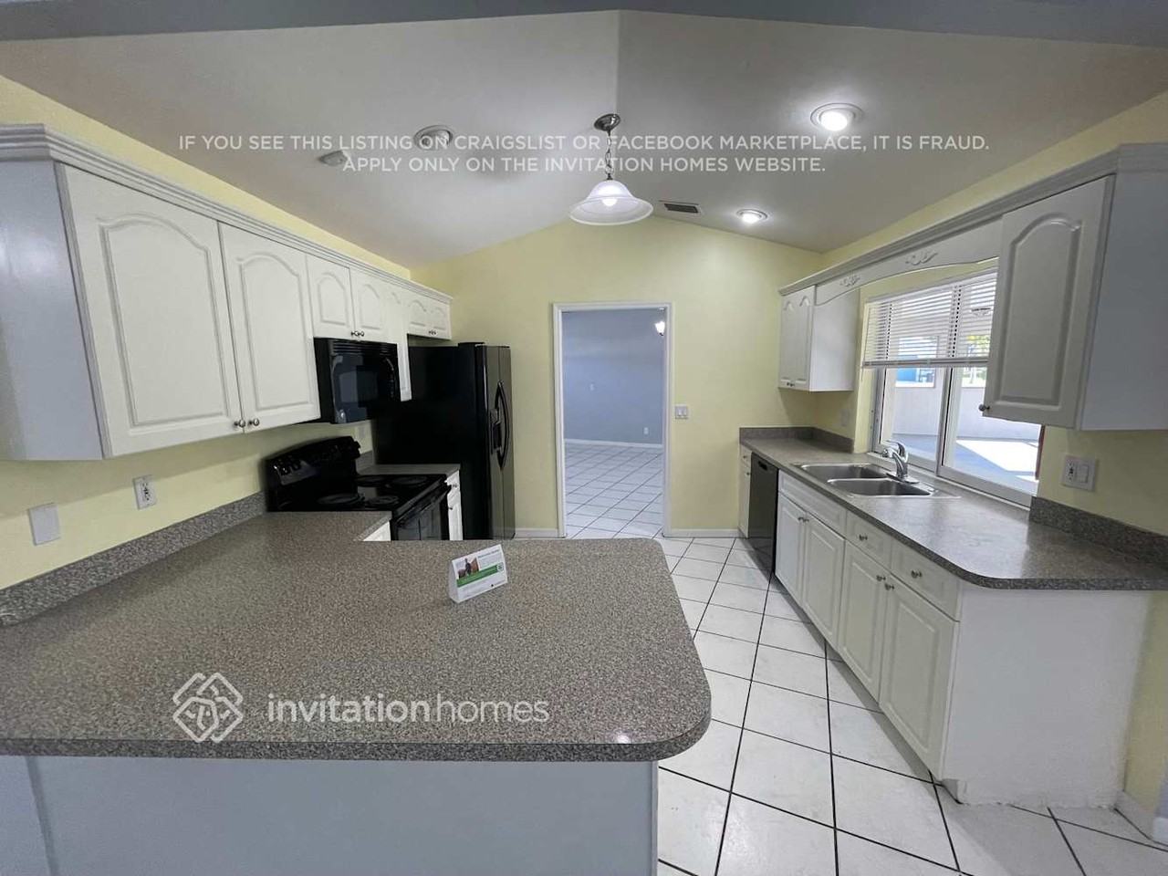 4228 Sw 15th Pl - Photo 5 of 16