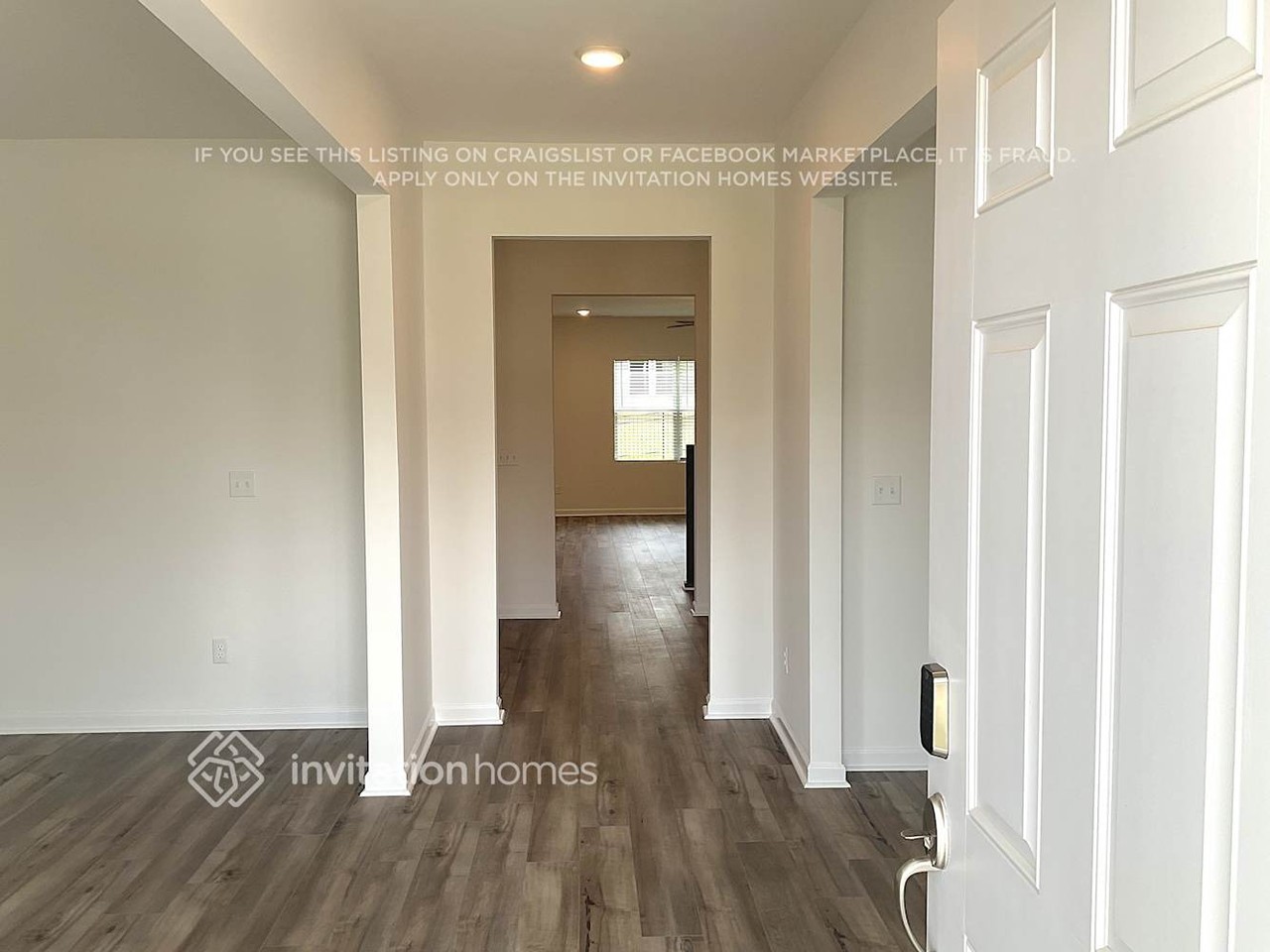 3816 Lantern Ln - Photo 2 of 23