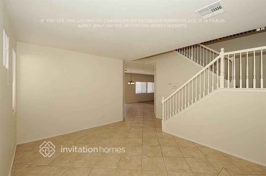 8913 Wolf Dancer Ave - Photo 3 of 9