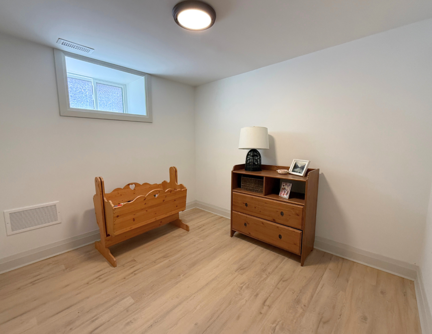 286 East 18th St Unit 2 - Photo 4 of 6