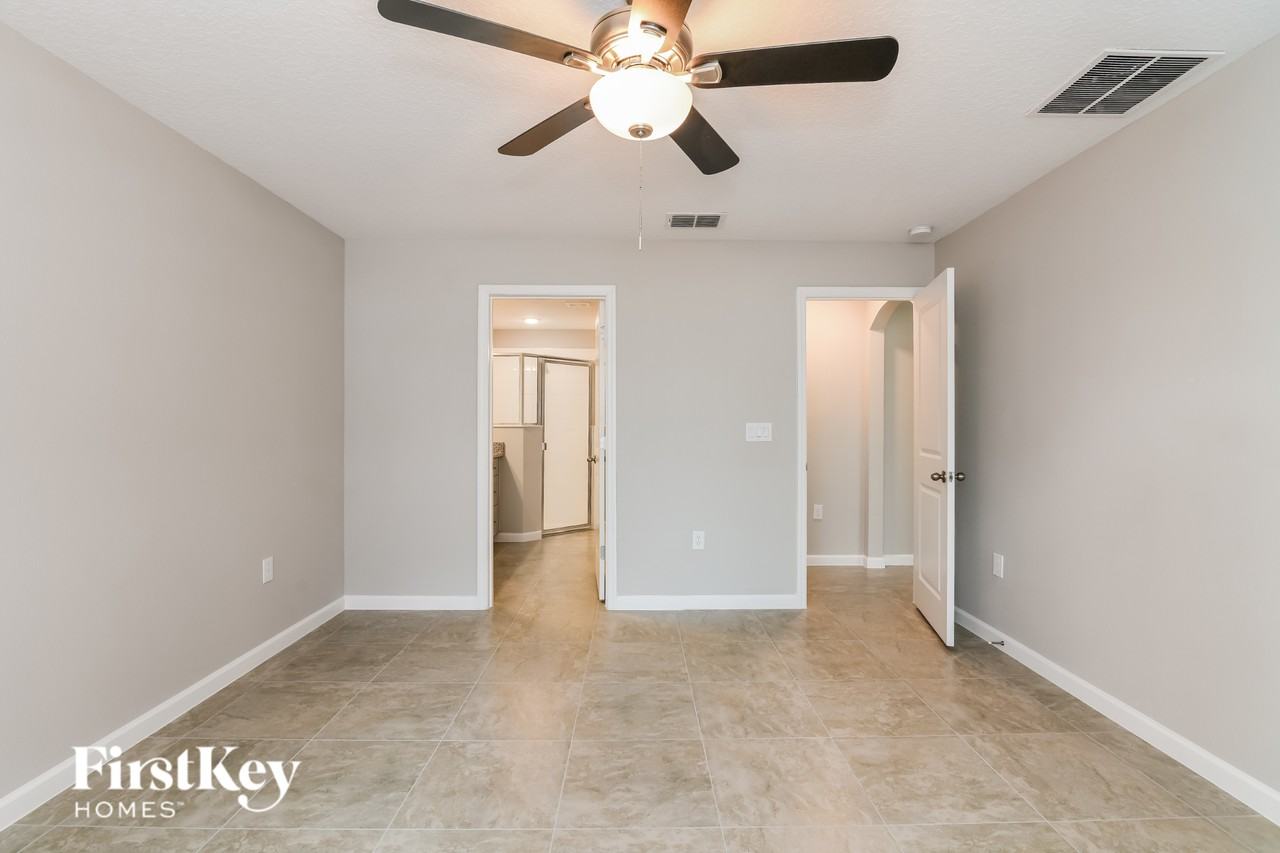 449 Earheart Dr - Photo 7 of 15