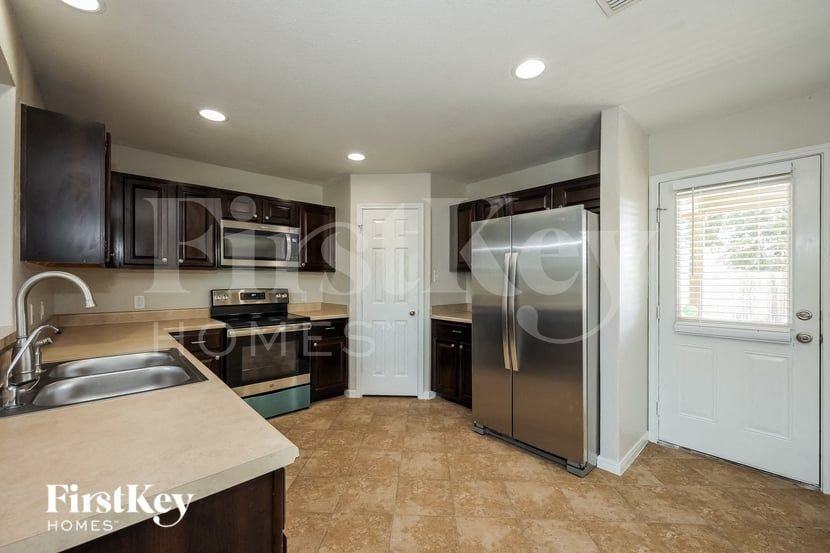 10711 Ranchland Fox - Photo 5 of 15