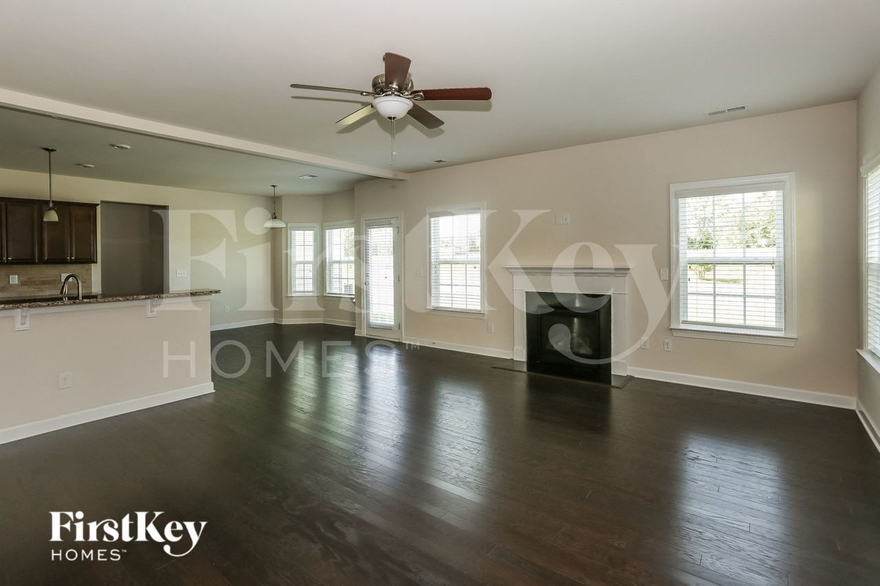9863 Travertine Trl - Photo 5 of 15