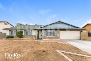 featured image of 3730 W Hartford Ave