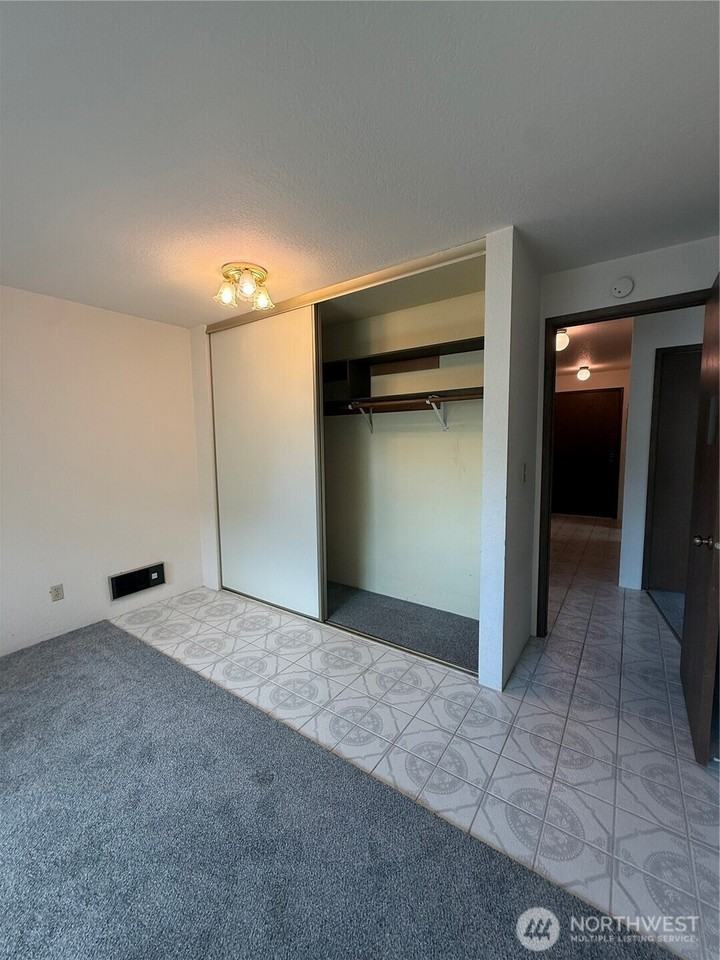 12035 32nd Ave Ne ##302 - Photo 5 of 10
