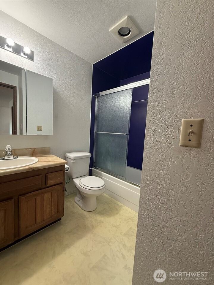 12035 32nd Ave Ne ##302 - Photo 6 of 10