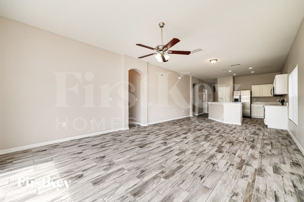 11906 Fern Blossom Dr - Photo 7 of 19