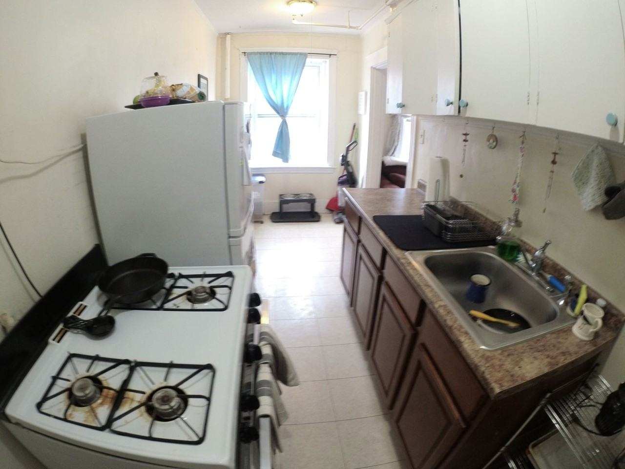 1614 Commonwealth Ave - Photo 3 of 22