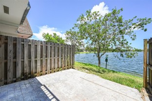 4122 Sw 61st Ave - Photo 1 of 1
