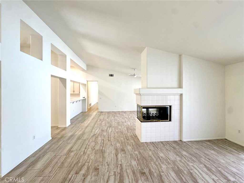 12789 Yorkshire Dr - Photo 6 of 28