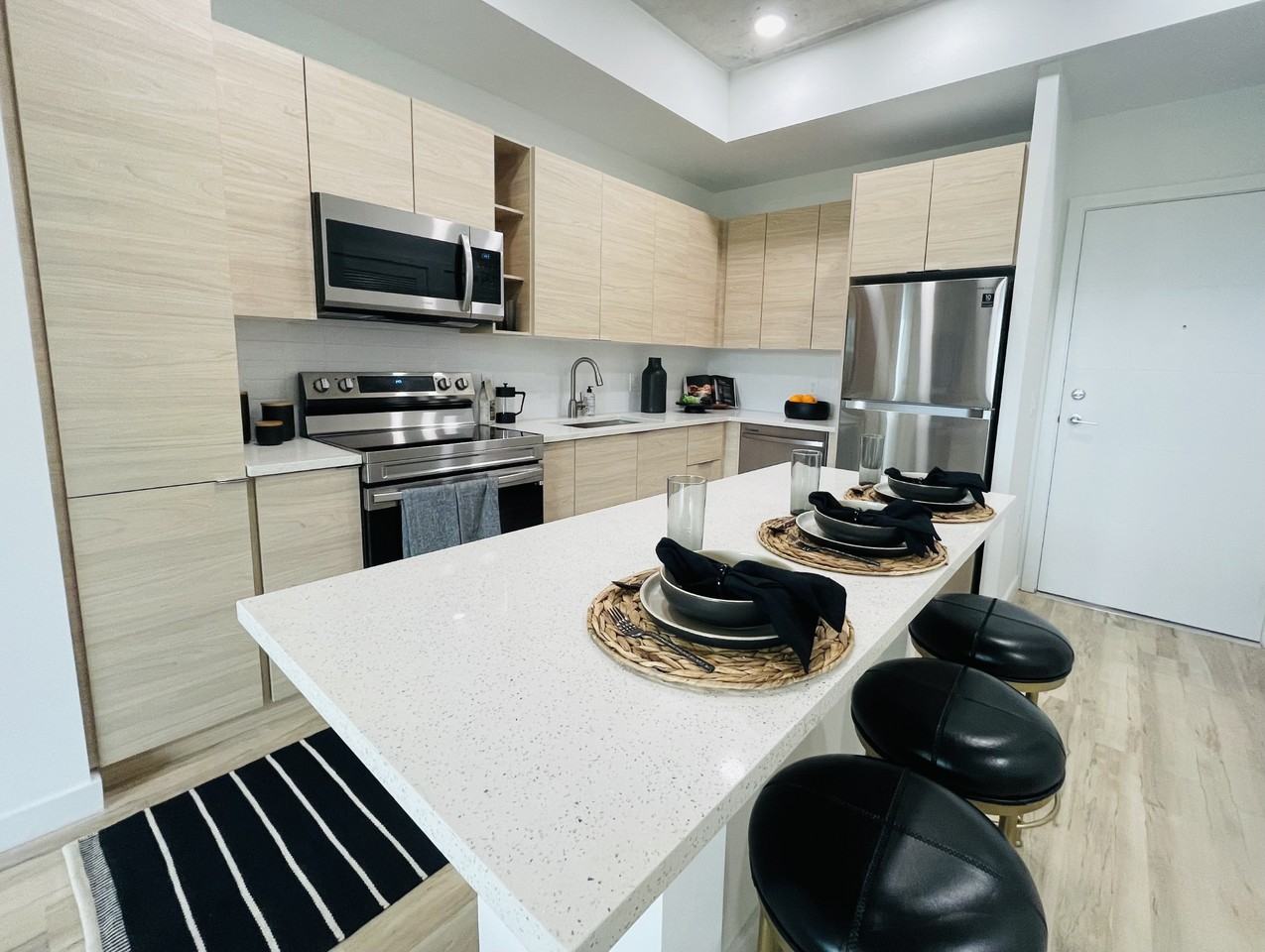 1551 Ne 108th St #409 - Photo 6 of 10