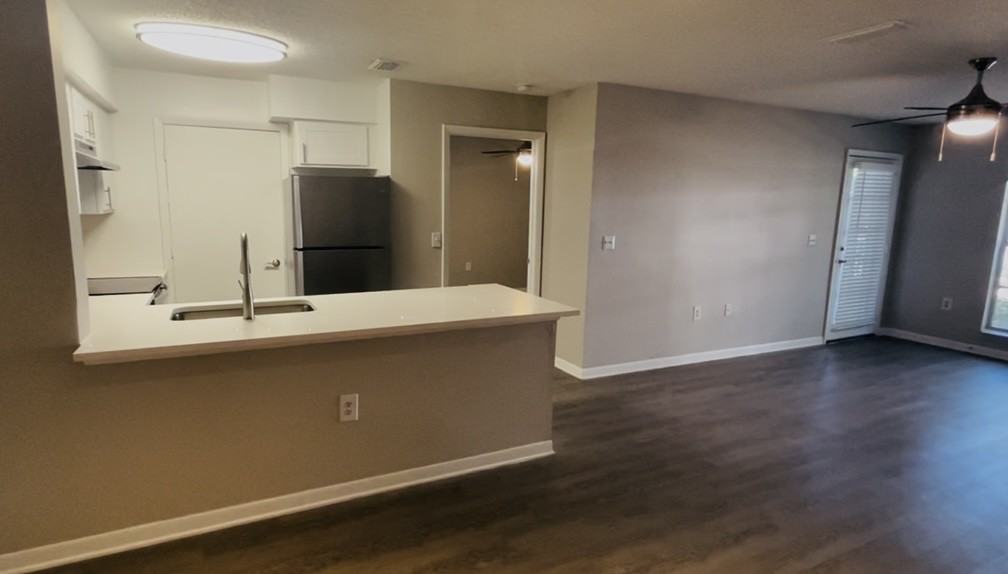 3155 Ne 164th St #305 - Photo 5 of 16
