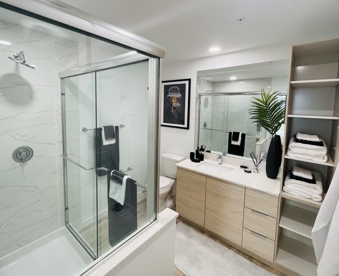 1523 Ne 110th St #209 - Photo 2 of 10