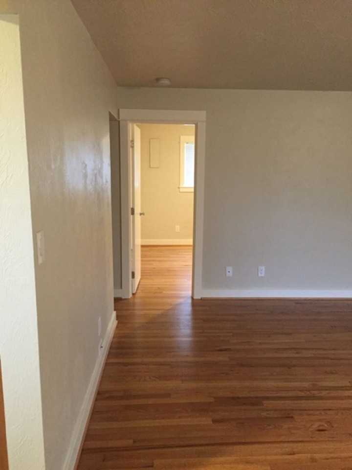 Lombardy Apartments - Photo 4 of 7