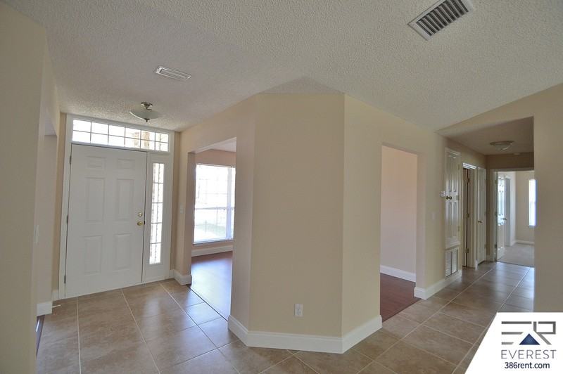 30 Lancelot Dr - Photo 4 of 29