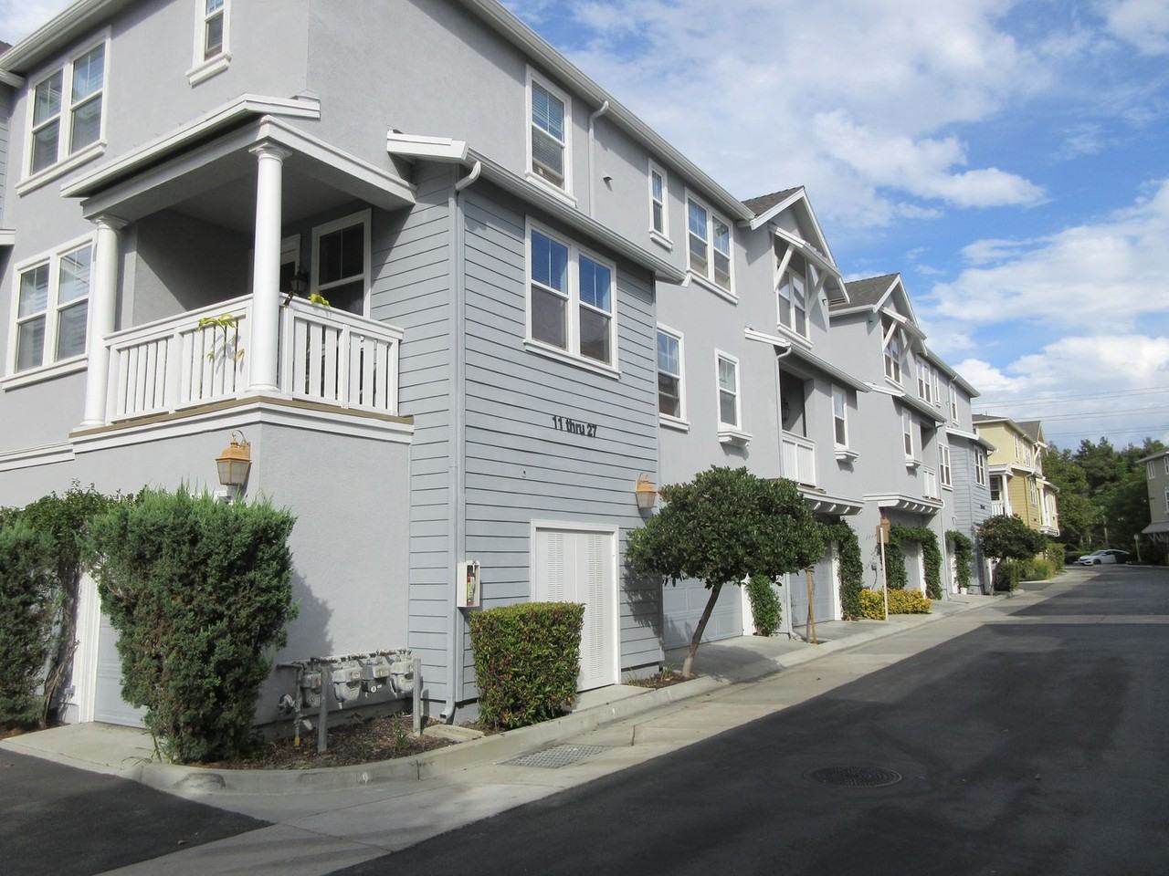 21 Hinterland Way