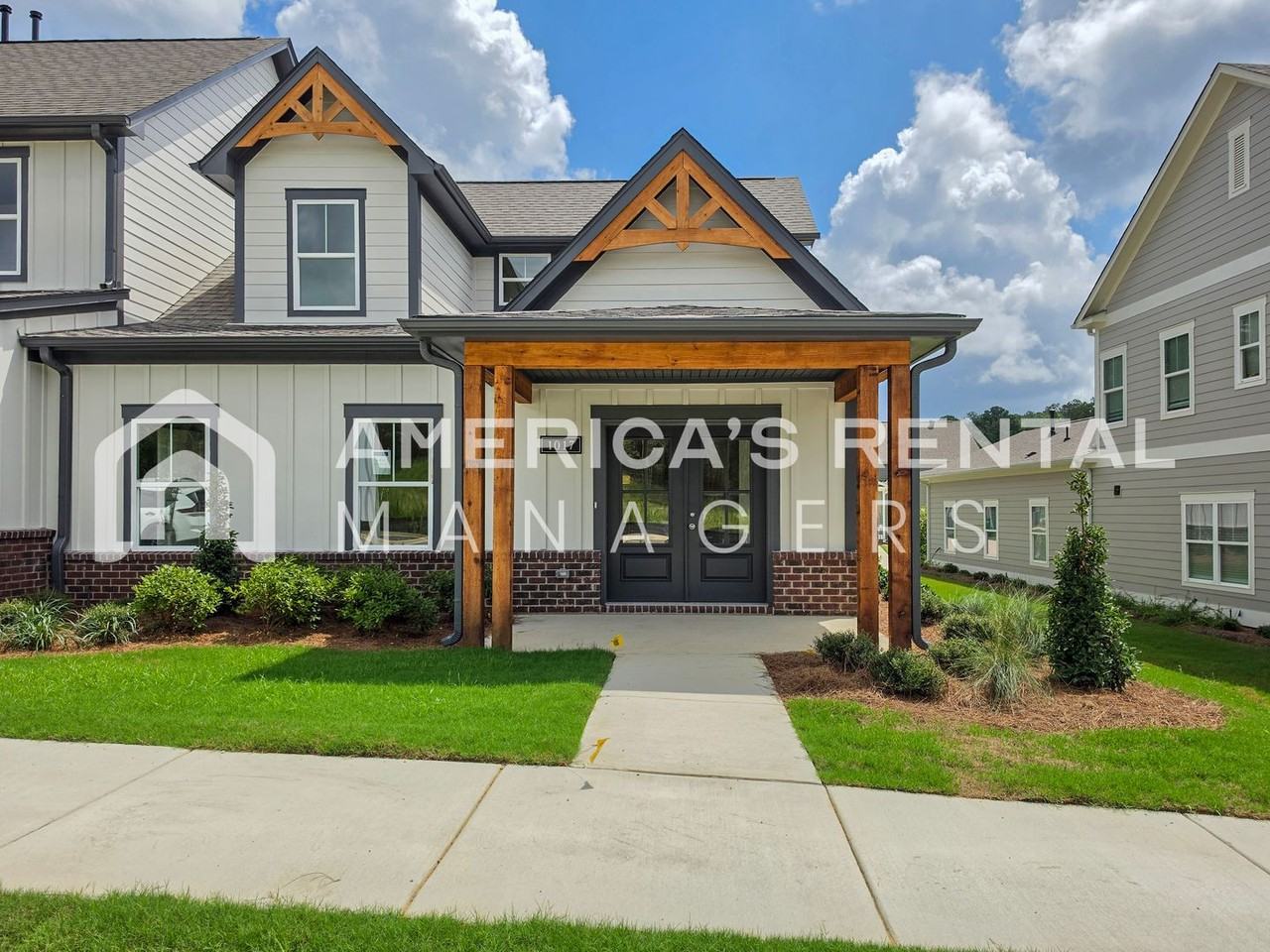 1017 Grand River Blvd - Photo 6 of 50