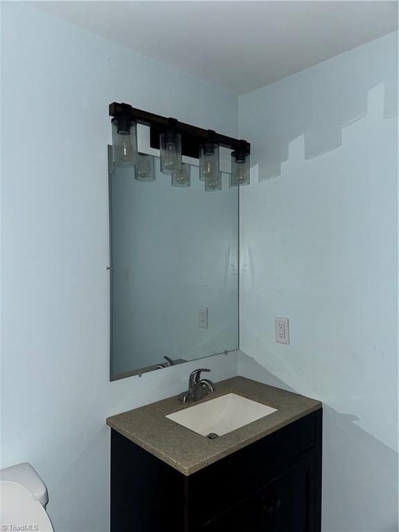 620 Washington St - Photo 3 of 12