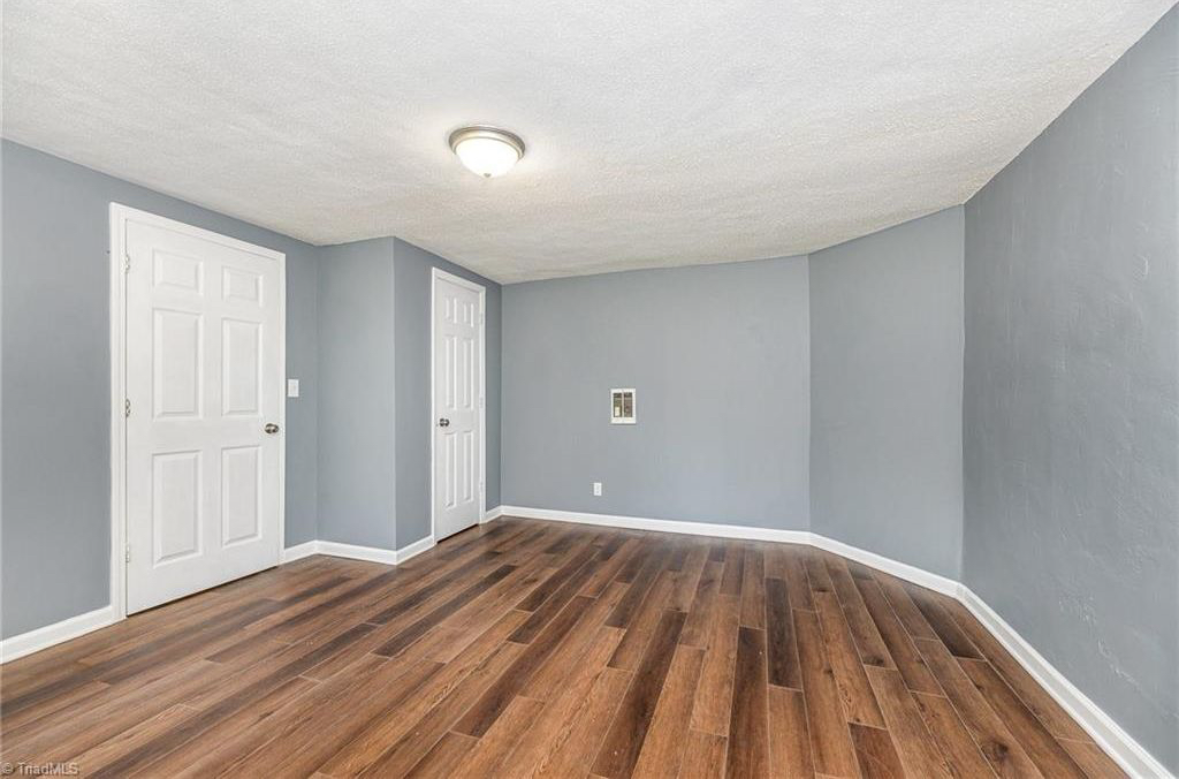 518 N Scales St - Photo 3 of 11