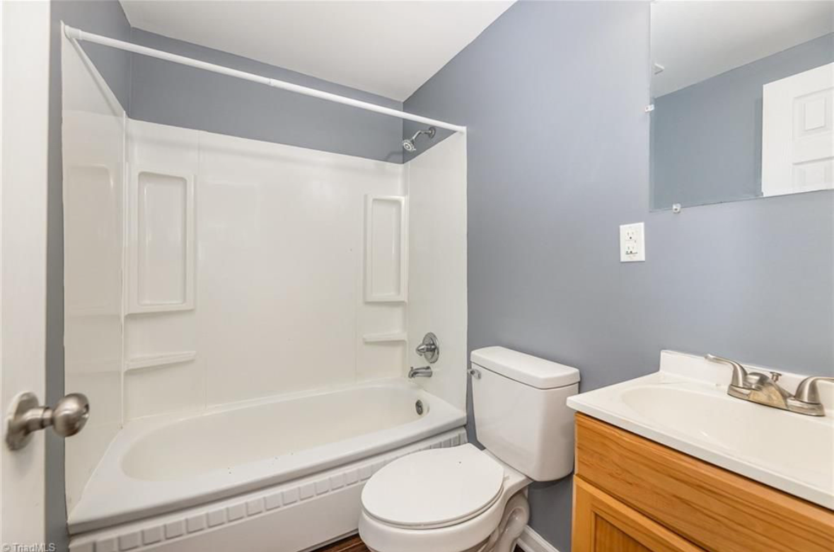 518 N Scales St - Photo 5 of 11