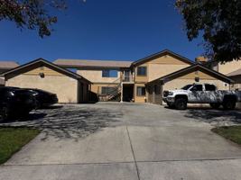 featured image of 2252 E Devonshire Ave ##A