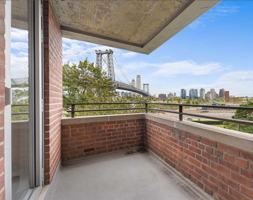 featured image of 477 Fdr Dr