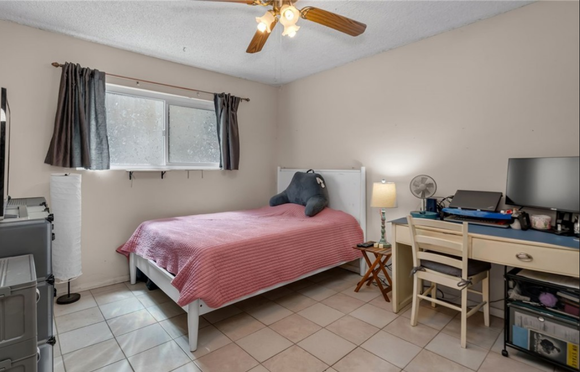 3365 Santa Fe Ave - Photo 3 of 14