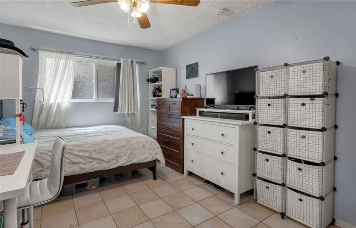 3365 Santa Fe Ave - Photo 5 of 14