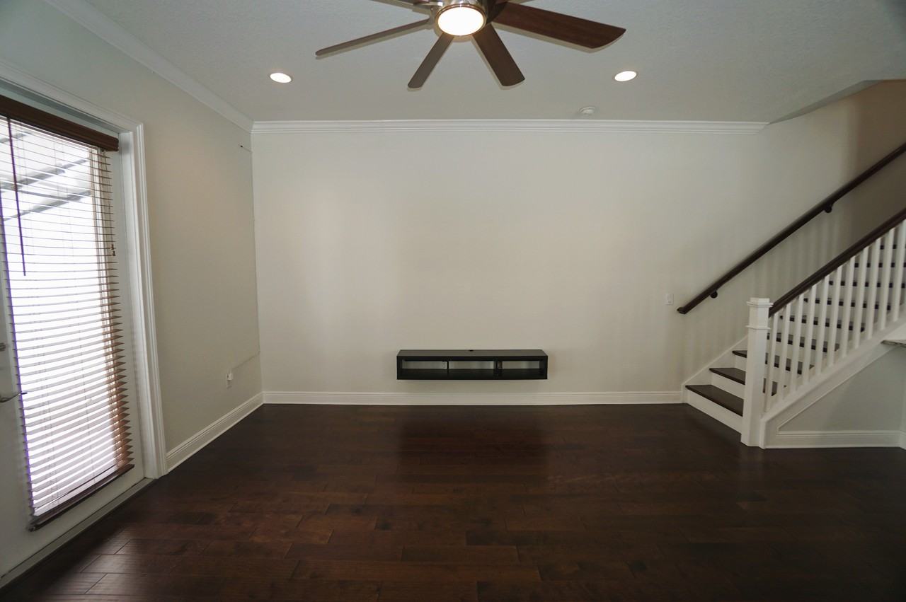 4250 W Carmen St - Photo 4 of 18
