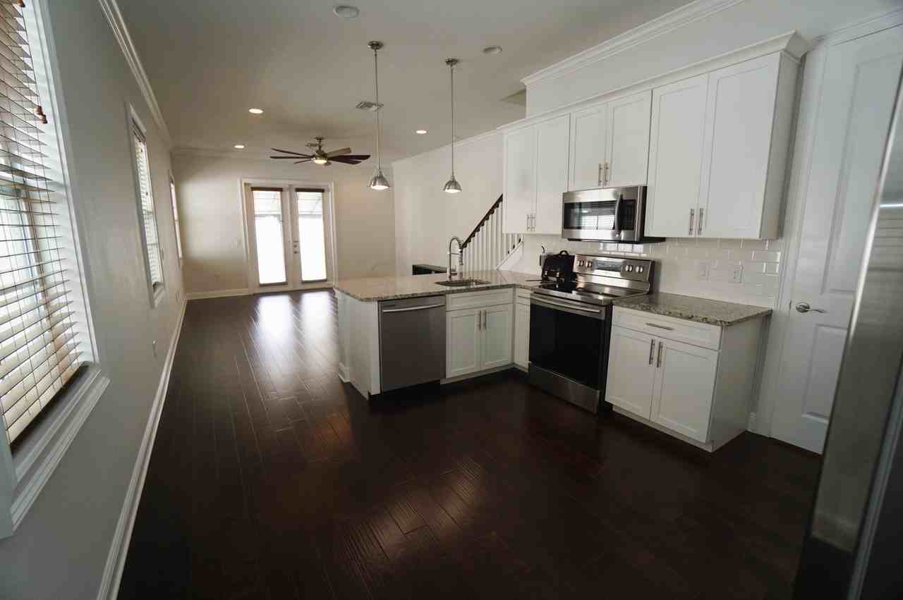 4250 W Carmen St - Photo 5 of 18