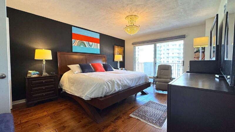 1 John Anderson Dr #405 - Photo 3 of 38